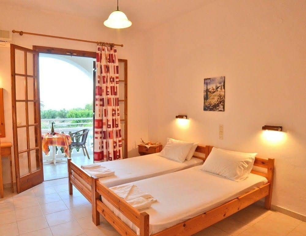 Ionian Aura Aparthotel Tsilivi  Bagian luar foto