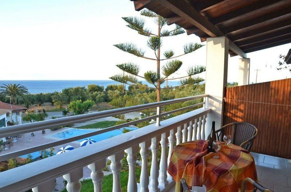 Ionian Aura Aparthotel Tsilivi  Bagian luar foto