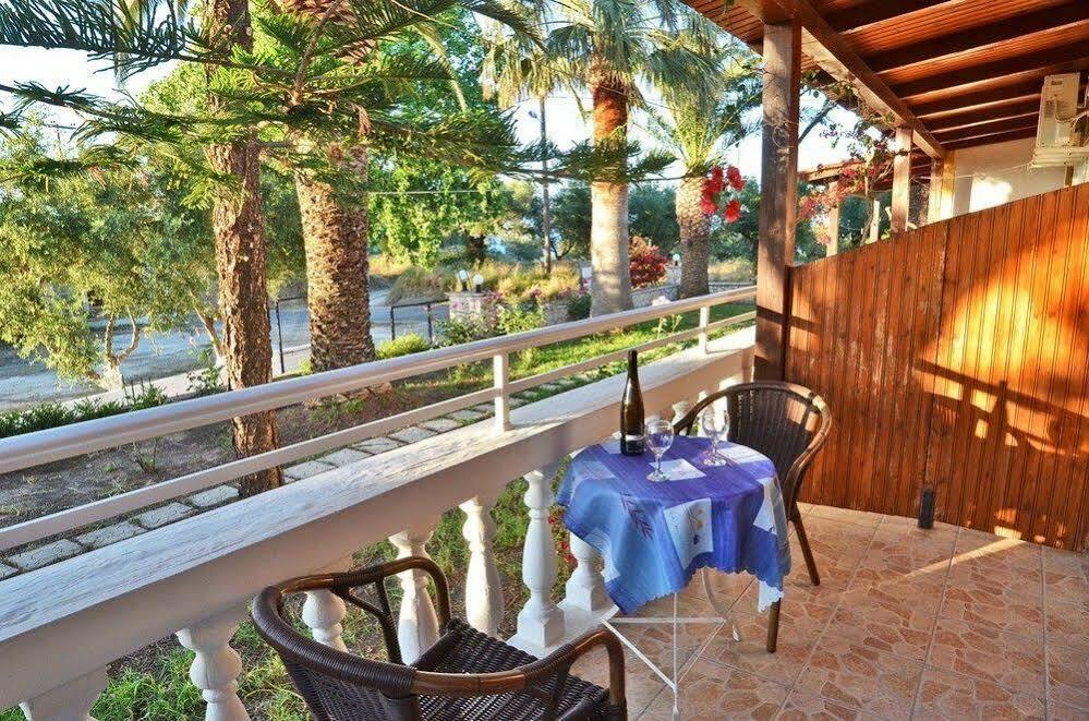 Ionian Aura Aparthotel Tsilivi  Bagian luar foto